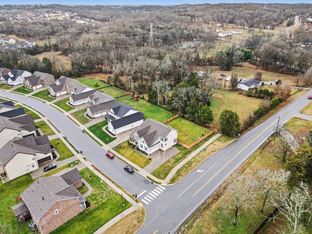 3006 Oxford Dr, Mount Juliet, TN 37122