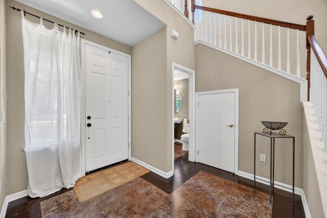 6227 Riverbank Cir, Stockton, CA 95219