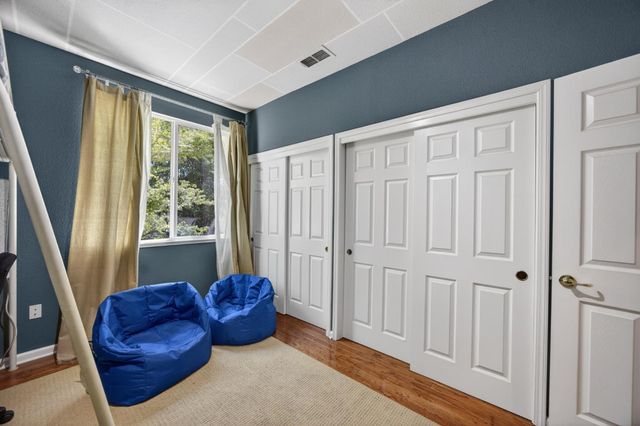 6227 Riverbank Cir, Stockton, CA 95219