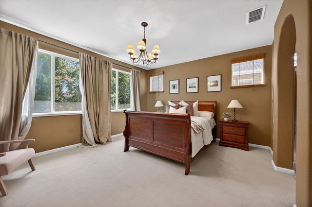 6227 Riverbank Cir, Stockton, CA 95219