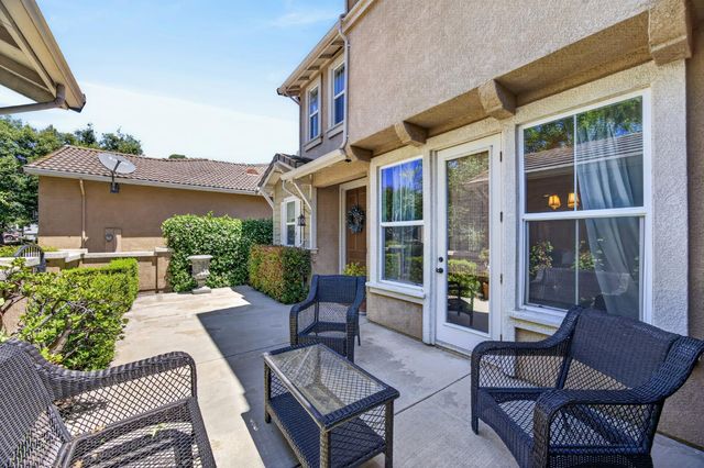 6227 Riverbank Cir, Stockton, CA 95219