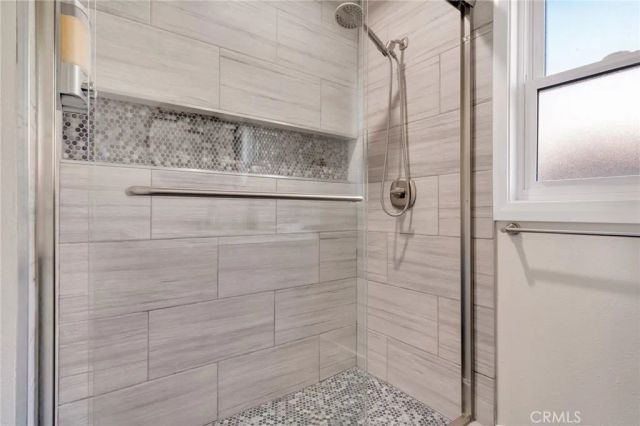 225 E Arrow, Claremont, CA 91711