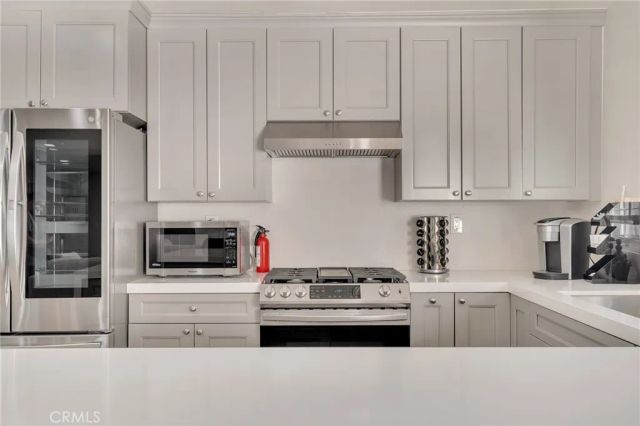 225 E Arrow, Claremont, CA 91711