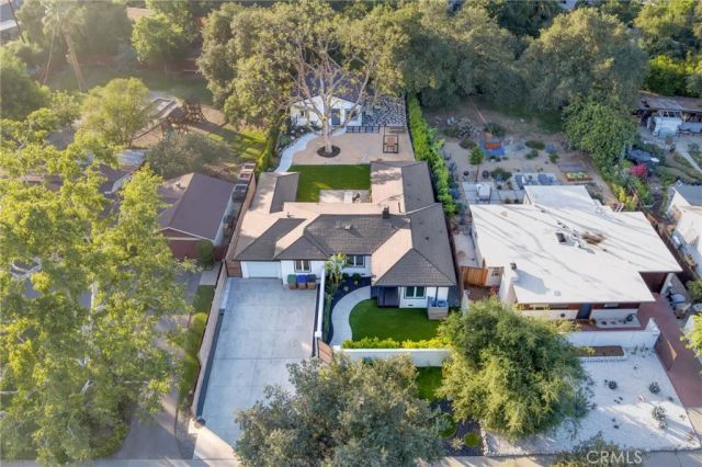 225 E Arrow, Claremont, CA 91711