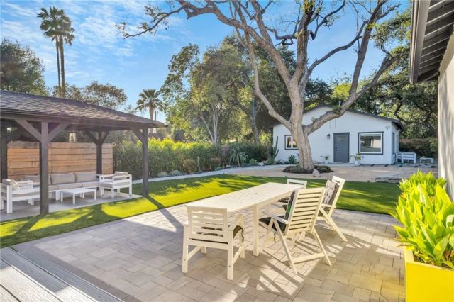 225 E Arrow, Claremont, CA 91711