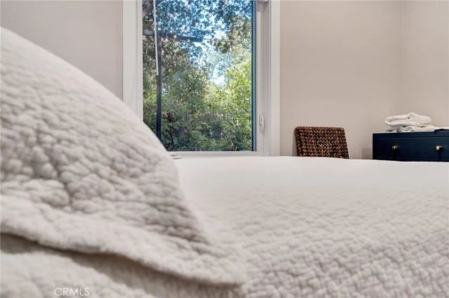 225 E Arrow, Claremont, CA 91711