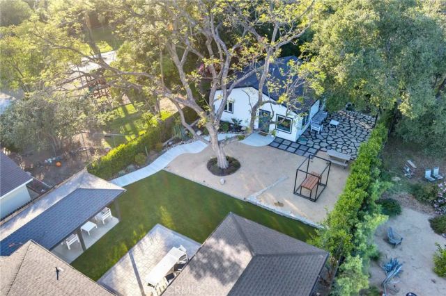 225 E Arrow, Claremont, CA 91711