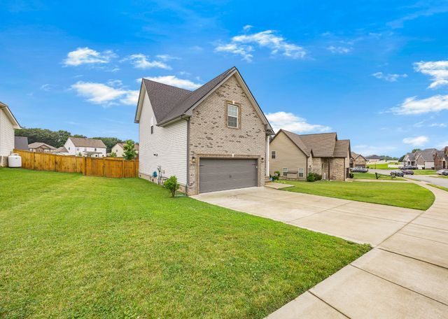 134 Chisum Court, Clarksville, TN 37043