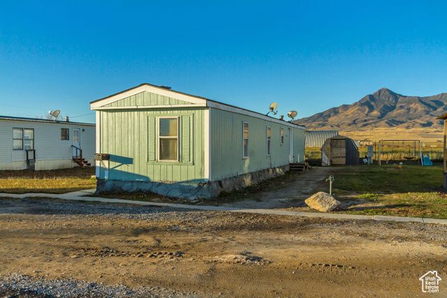 18250 N 4400 W, Fielding, UT 84311