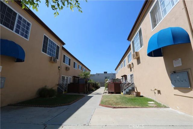 2341 Walnut, Signal Hill, CA 90755
