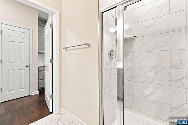 14 Leahy Drive, Wood Ridge, NJ 07075