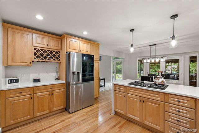 4700 Botany Glen, Commerce Charter Township, MI 48382