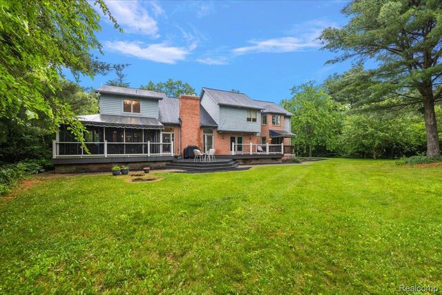 4700 Botany Glen, Commerce Charter Township, MI 48382