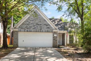 207 N Dreamweaver Circle, The Woodlands, TX 77380