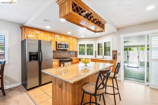 14787 Oleander St, San Leandro, CA 94578