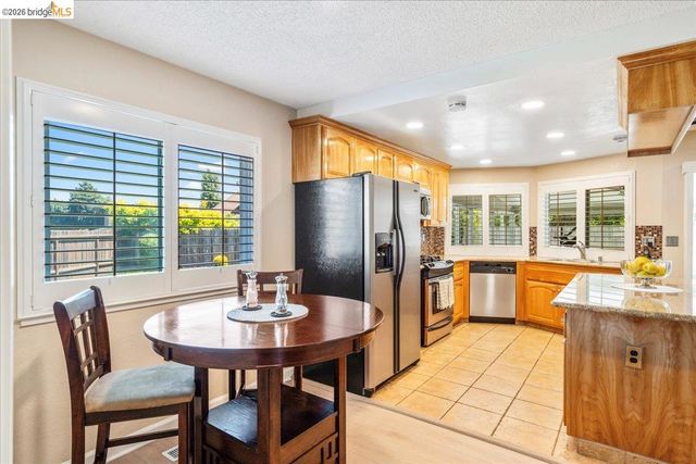 14787 Oleander St, San Leandro, CA 94578