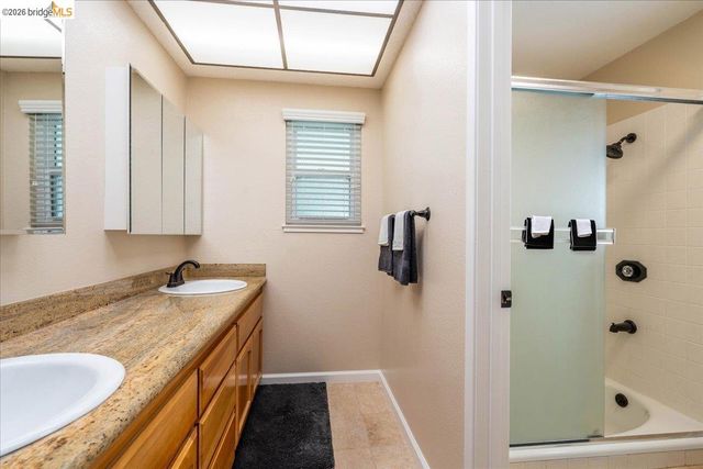 14787 Oleander St, San Leandro, CA 94578