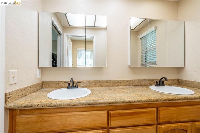 14787 Oleander St, San Leandro, CA 94578