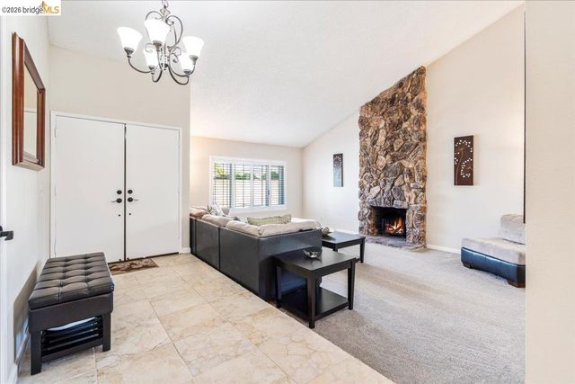 14787 Oleander St, San Leandro, CA 94578