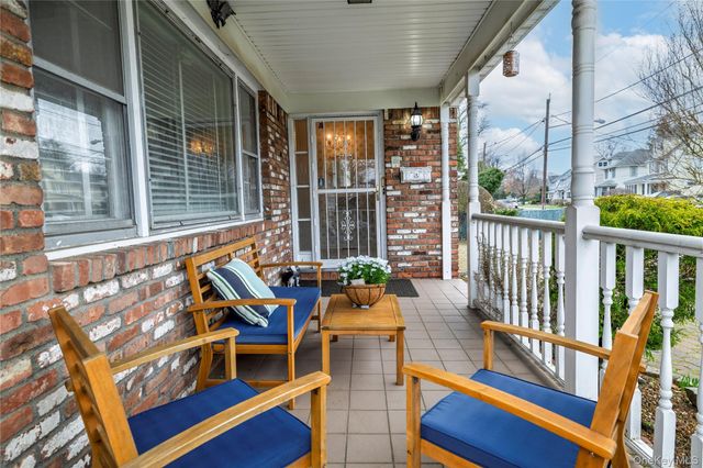 133 S Forest, Rockville Centre, NY 11570