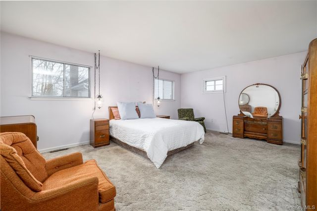 133 S Forest, Rockville Centre, NY 11570