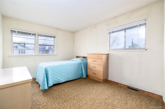 133 S Forest, Rockville Centre, NY 11570