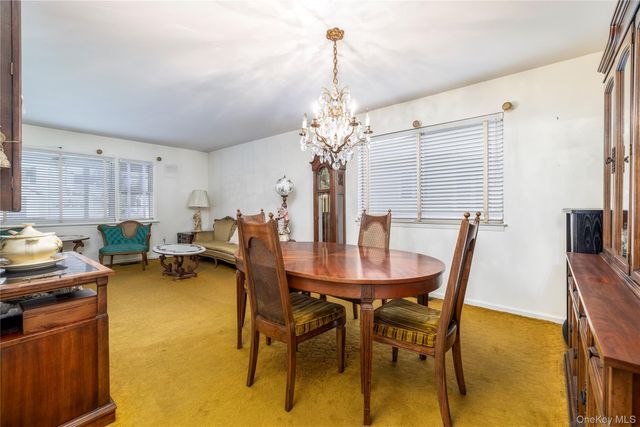 133 S Forest, Rockville Centre, NY 11570