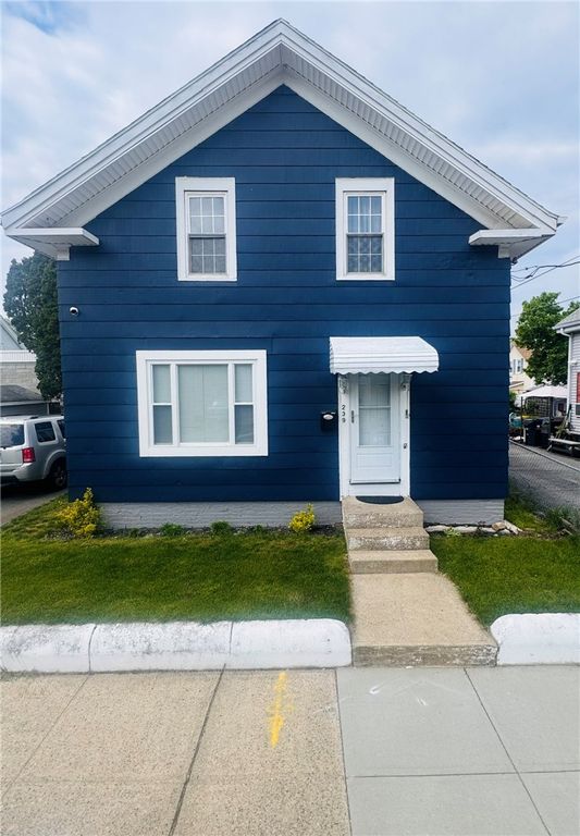 239 Taft Street, Pawtucket, RI 02860