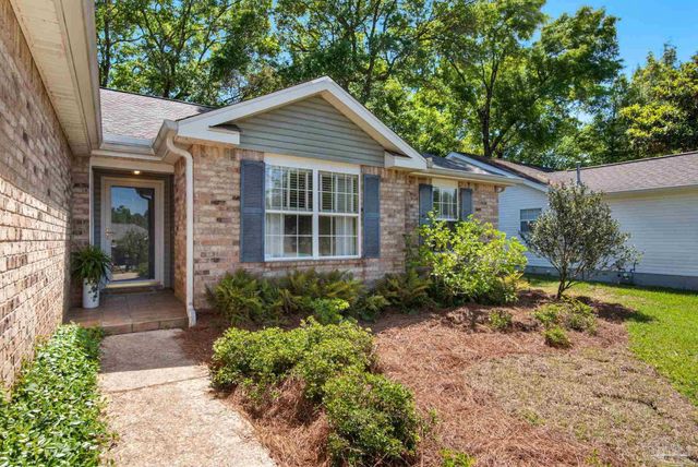 8751 Ramble Woods Dr, Pensacola, FL 32514