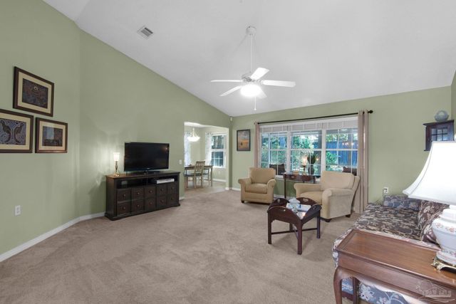 8751 Ramble Woods Dr, Pensacola, FL 32514