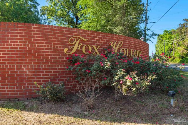 8751 Ramble Woods Dr, Pensacola, FL 32514
