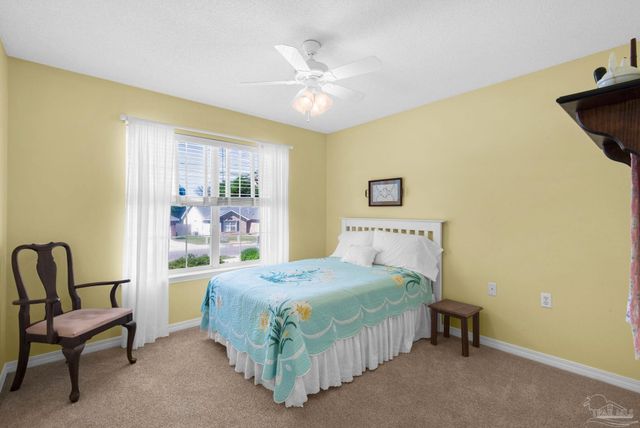 8751 Ramble Woods Dr, Pensacola, FL 32514