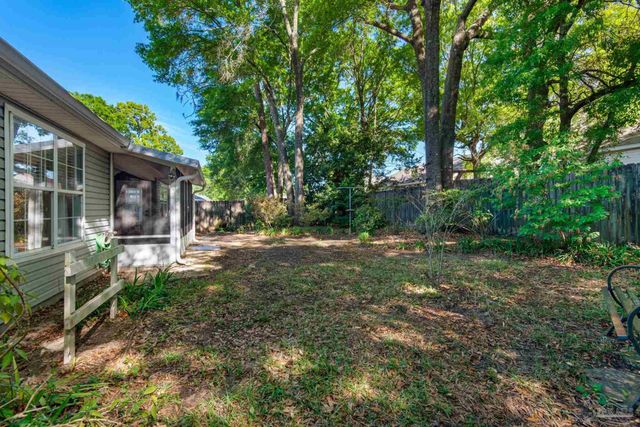 8751 Ramble Woods Dr, Pensacola, FL 32514