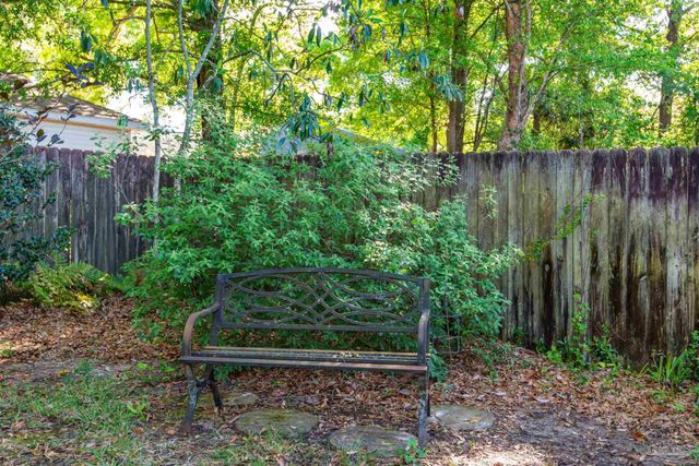 8751 Ramble Woods Dr, Pensacola, FL 32514