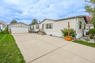 1063 Woodlawn Drive, Manteno, IL 60950