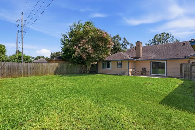 15226 Windy Cove Drive, Houston, TX 77095