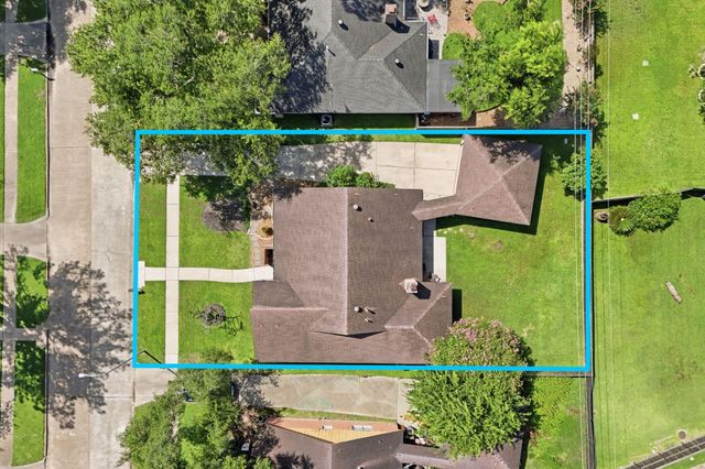 15226 Windy Cove Drive, Houston, TX 77095