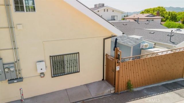 833 E Verdugo Avenue, Burbank, CA 91501