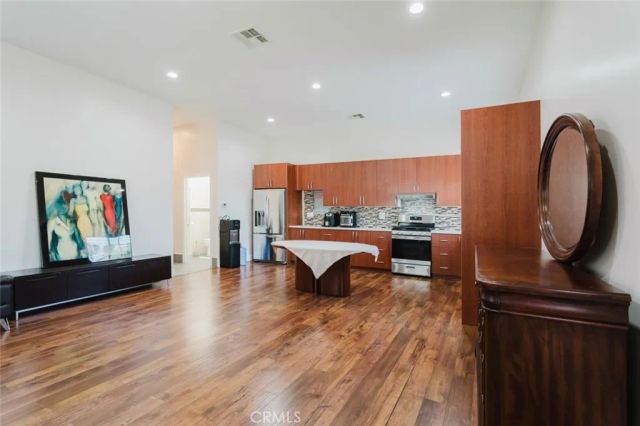 833 E Verdugo Avenue, Burbank, CA 91501