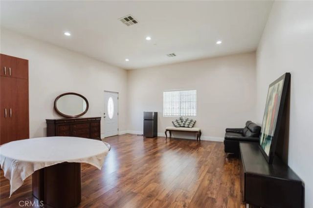 833 E Verdugo Avenue, Burbank, CA 91501