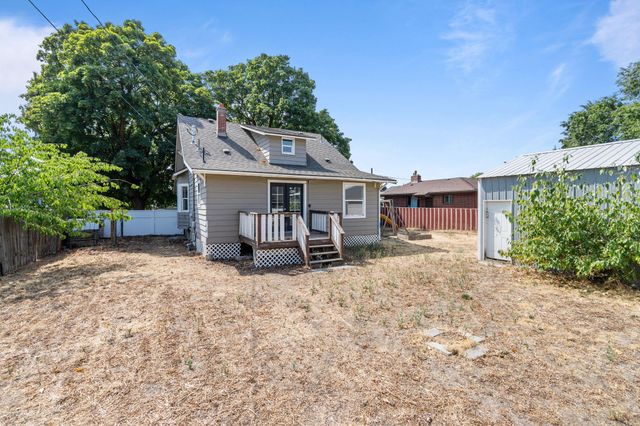417 E Liberty Ave, Spokane, WA 99207