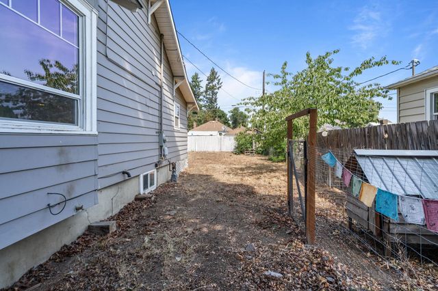 417 E Liberty Ave, Spokane, WA 99207