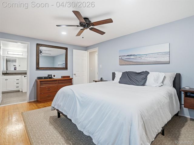 30006 Rambling Road, Southfield, MI 48076