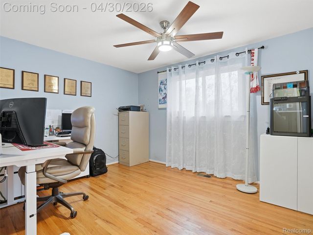 30006 Rambling Road, Southfield, MI 48076