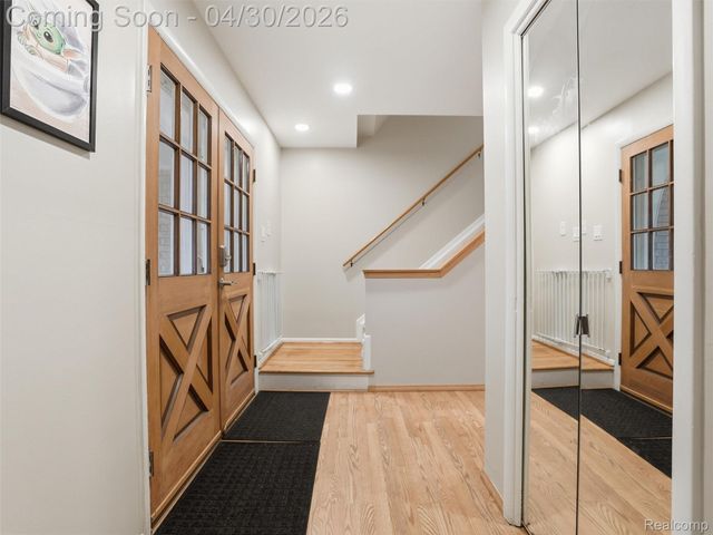 30006 Rambling Road, Southfield, MI 48076