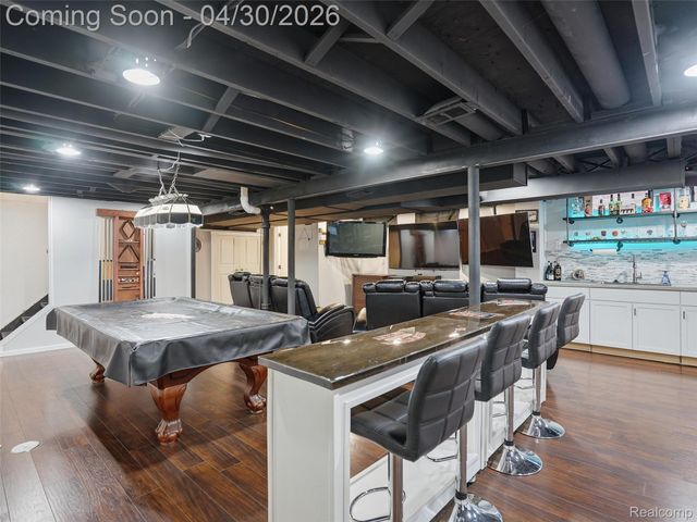 30006 Rambling Road, Southfield, MI 48076