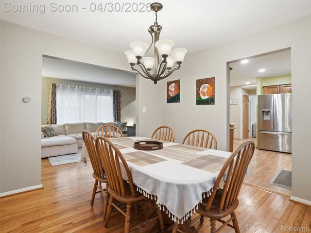 30006 Rambling Road, Southfield, MI 48076
