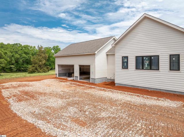 774 Garrison Road, Pelzer, SC 29669