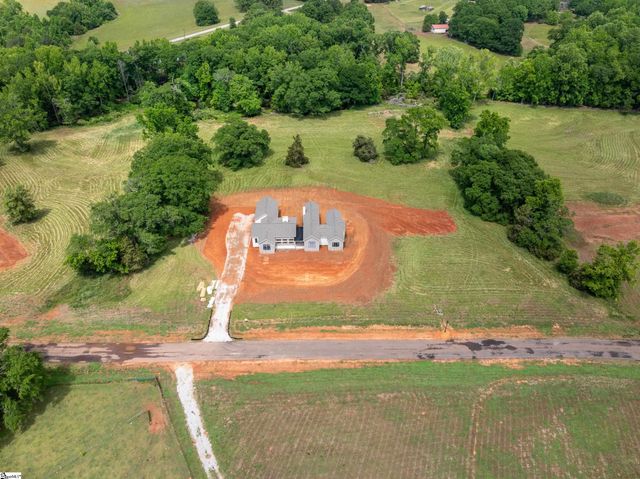774 Garrison Road, Pelzer, SC 29669