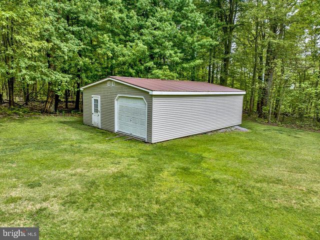212 BARONS HILL RD, Honey Brook, PA 19344